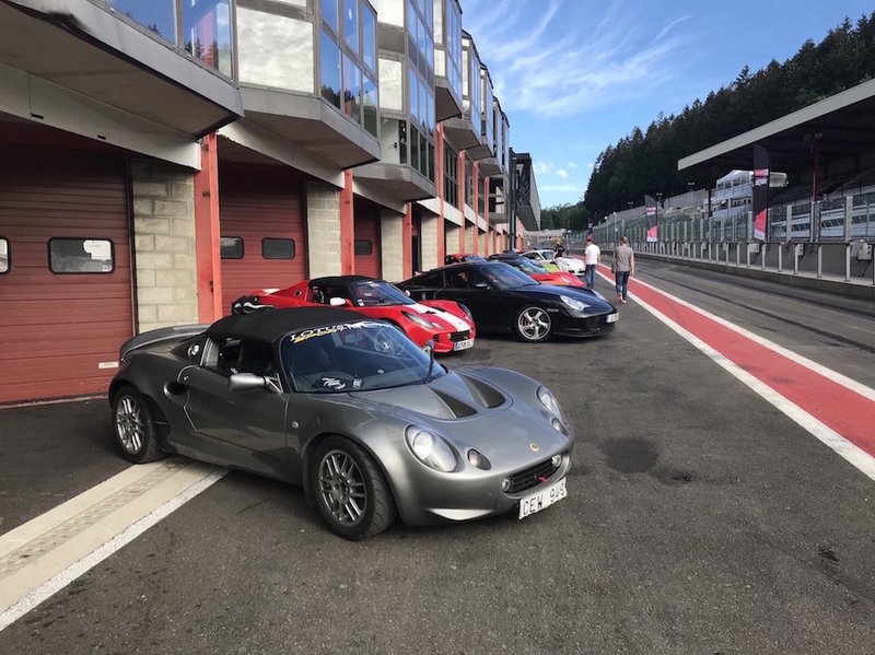 Spa pitlane.jpeg