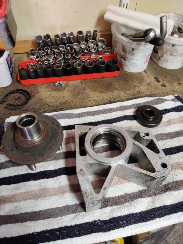 lagerhus kvar i spindel.jpg